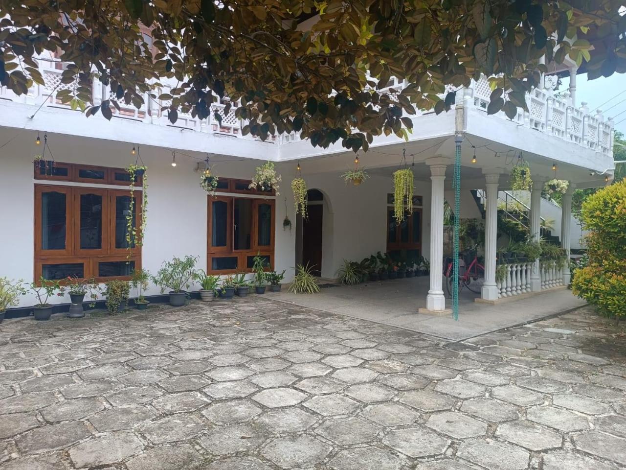 Jungle House Apartment Unawatuna Ngoại thất bức ảnh